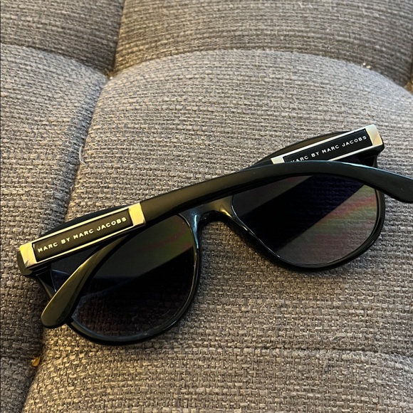 Marc by Marc Jacobs Sunglasses - Picture 2 of 4